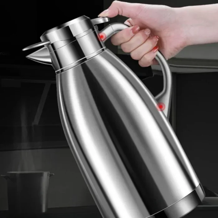 Thermos isotherme avec bec verseur 1