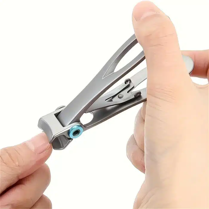 Coupe ongle ergonomique 8