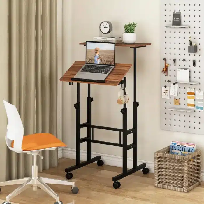 Giantex Bureau Debout Mobile, Chariot pour Ordinateur Portable à Hauteur Réglable avec Plateau Angle Ajustable, 2 Crochets Amovibles et roulettes Verrouillables pour Bureau (Noir + Noyer) 5