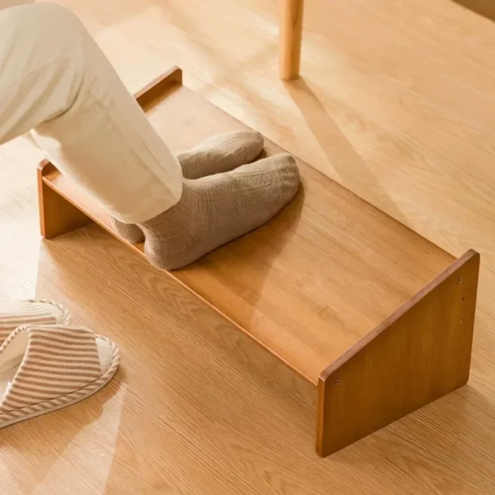 Repose pieds en bois 8