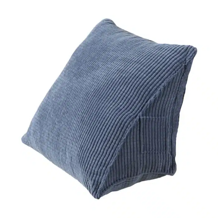 Coussin triangle 1
