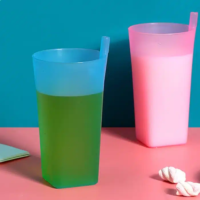 Tasse avec paille intégrée pour enfants 5